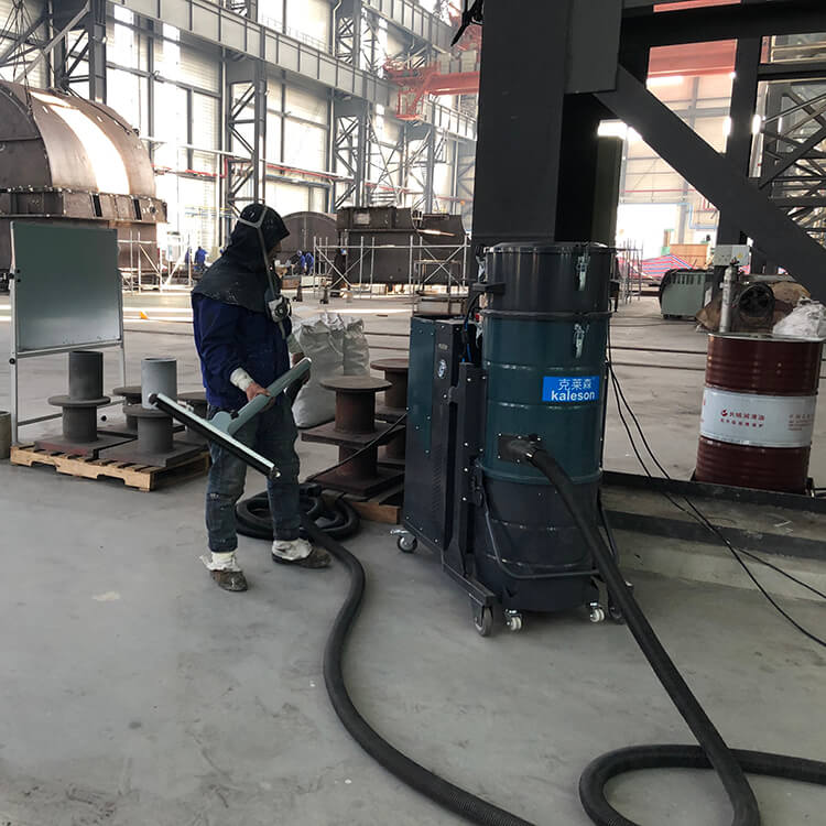 工業(yè)吸塵器廠家哪個好