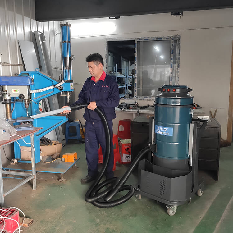 工業(yè)吸塵器噪音大解決辦法