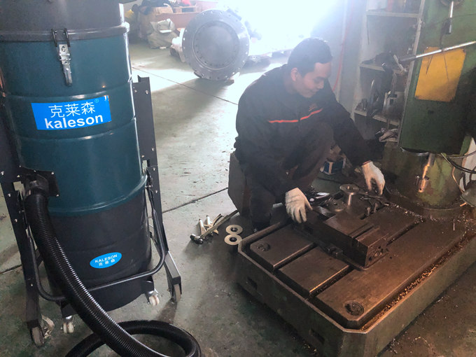 工業(yè)大型吸塵器多少錢一臺(tái) 工業(yè)大型吸塵器多少錢一臺(tái)