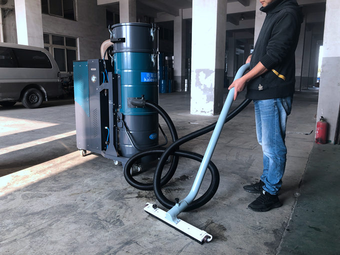 購買工業(yè)吸塵器