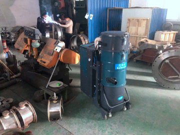 工業(yè)吸塵器的使用有什么注意的