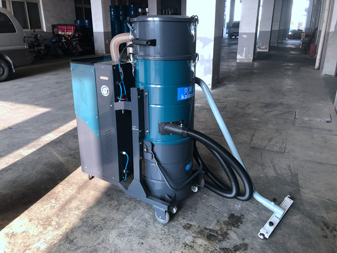 工業(yè)吸塵器使用注意事項(xiàng)有哪些 工業(yè)吸塵器使用注意事項(xiàng)有哪些