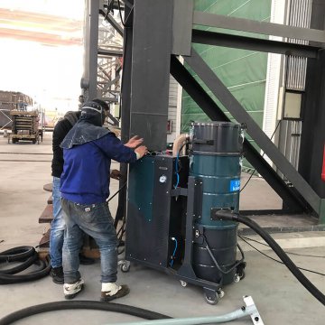 工業(yè)吸塵器使用注意事項(xiàng)及清理維修